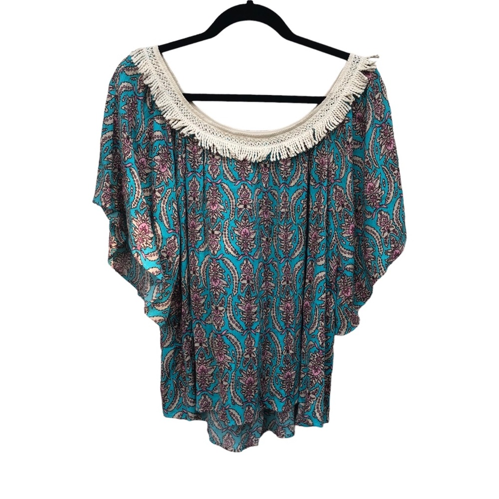 Hayden Los Angeles Fringe Neckline Blouse size Large - Picture 7 of 7